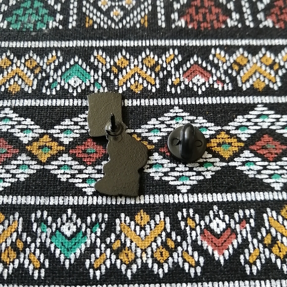 📍2/20$ Bart Simpson Enamel Pin NWOT - Picture 4 of 4